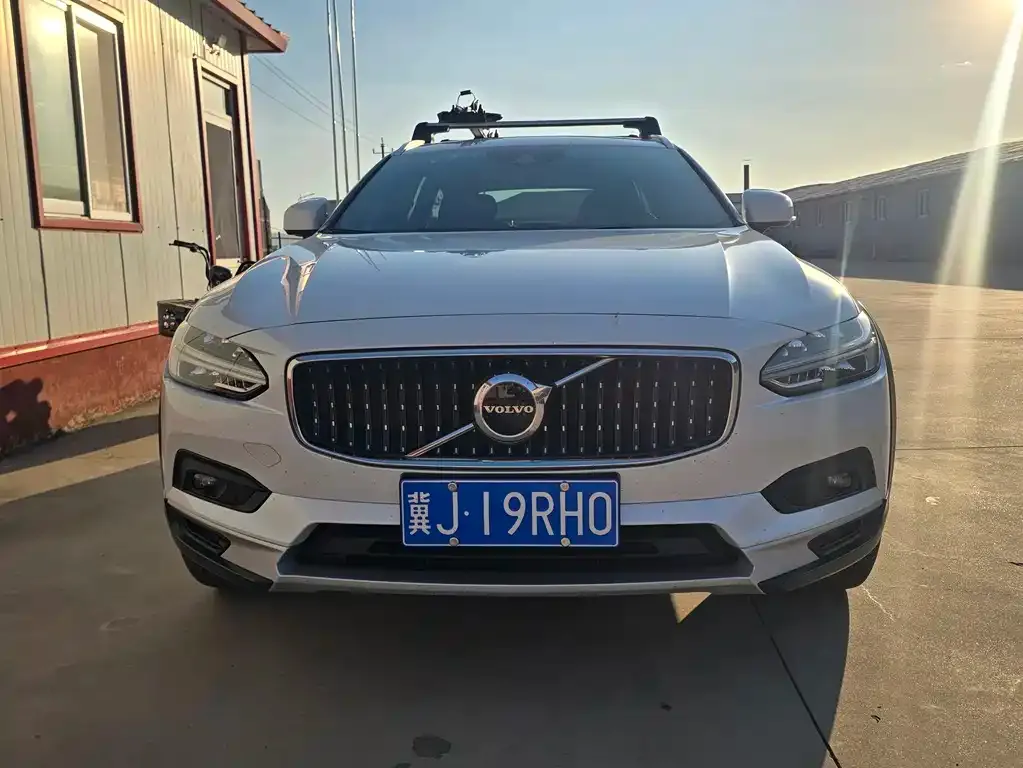 Volvo V90 — фото 3