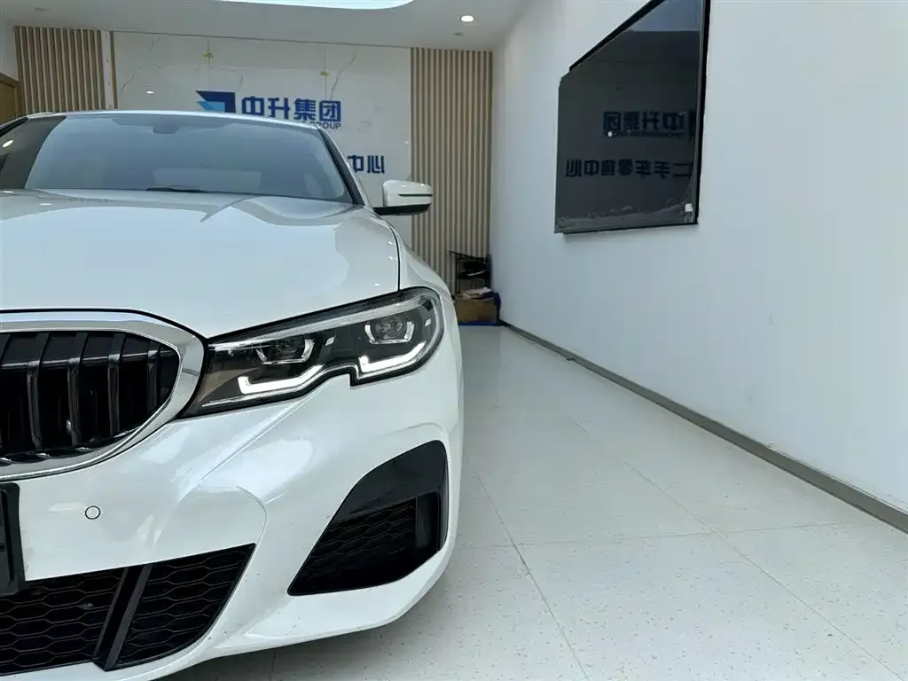 BMW 3 Series — фото 10