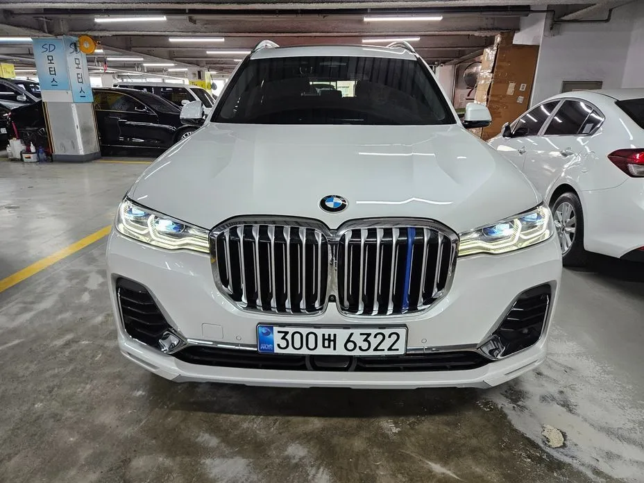 BMW X7 — фото 6