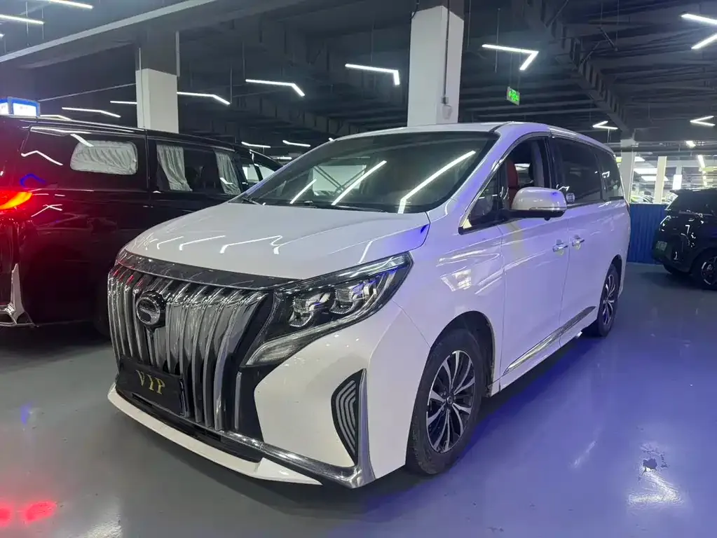 GAC Motor Trumpchi M8 — фото 1