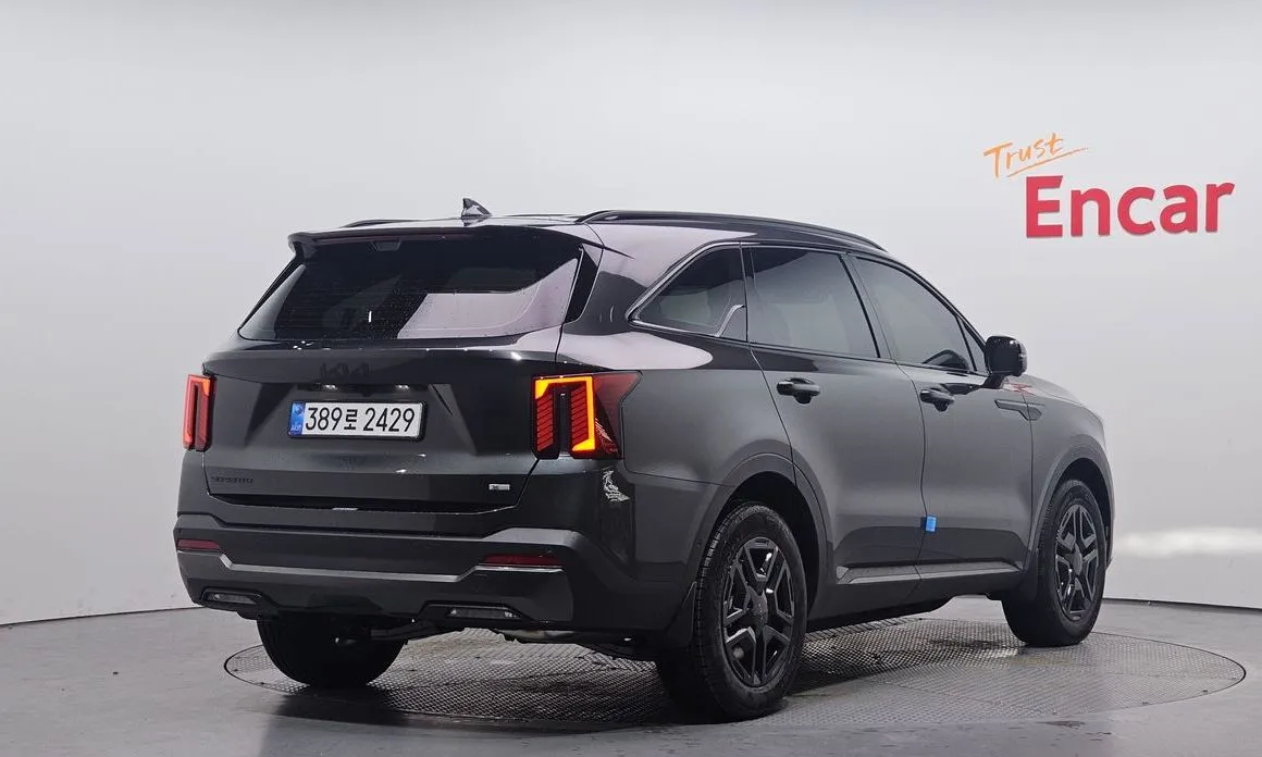 Kia Sorento — фото 3
