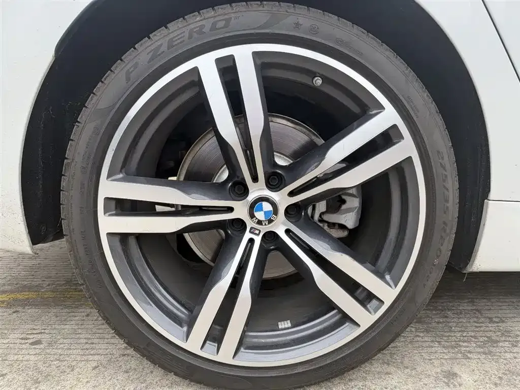 BMW 6 Series GT — фото 10