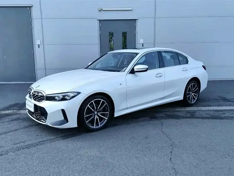 BMW 3 Series — фото 1