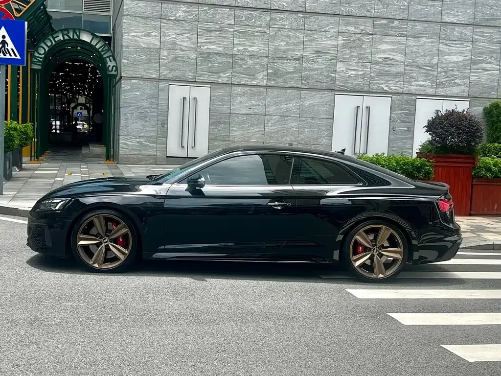 Audi RS 5 — фото 7