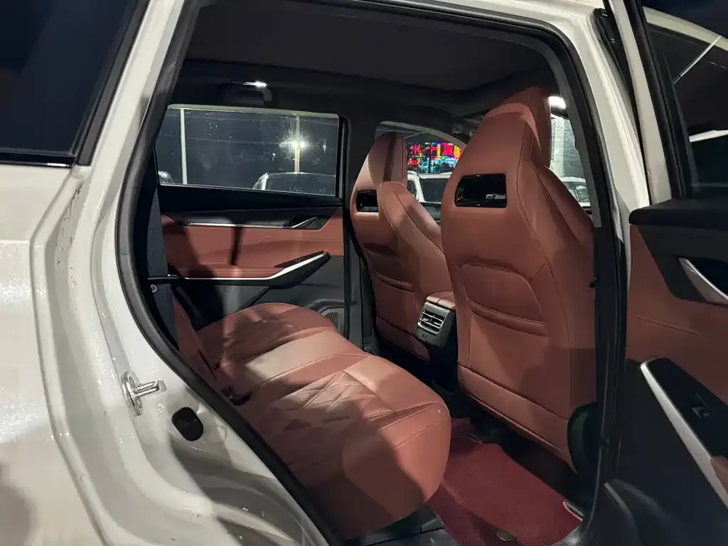 Changan CS75PLUS — фото 4