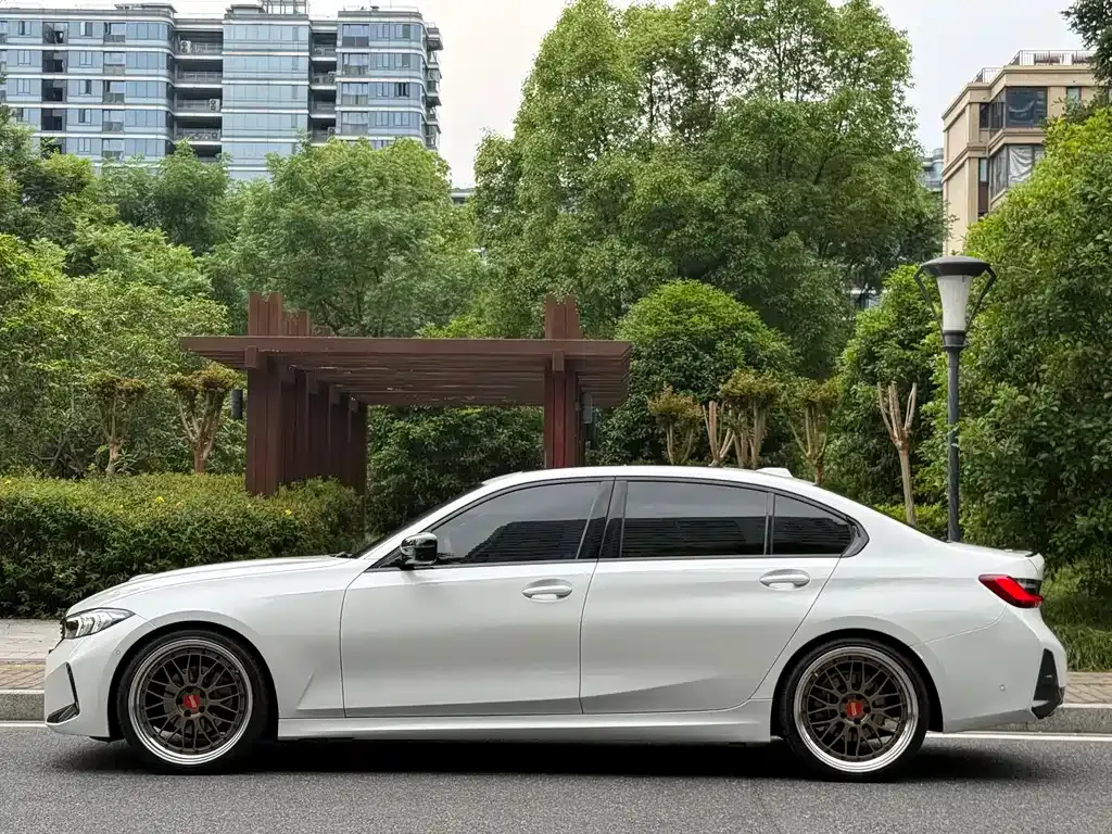BMW 3 Series — фото 9