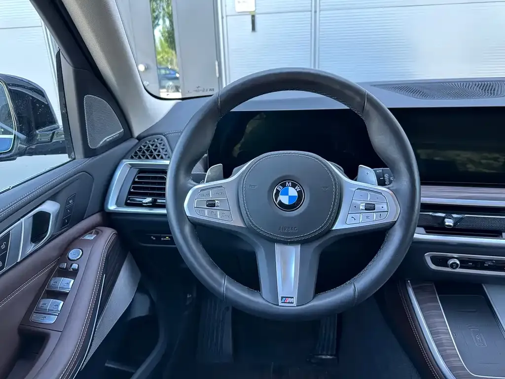 BMW X5 — фото 2