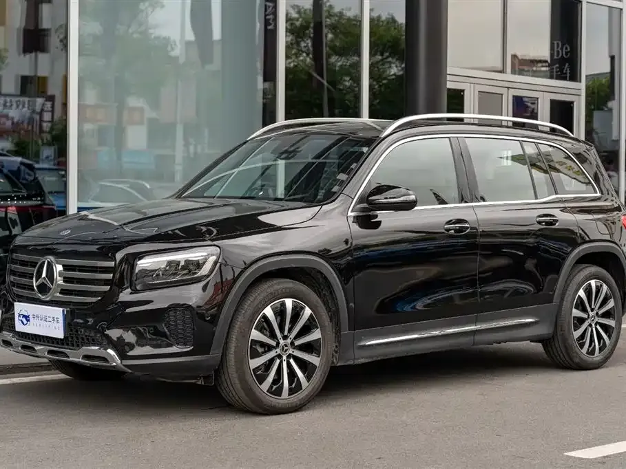 Mercedes-Benz GLB — фото 10