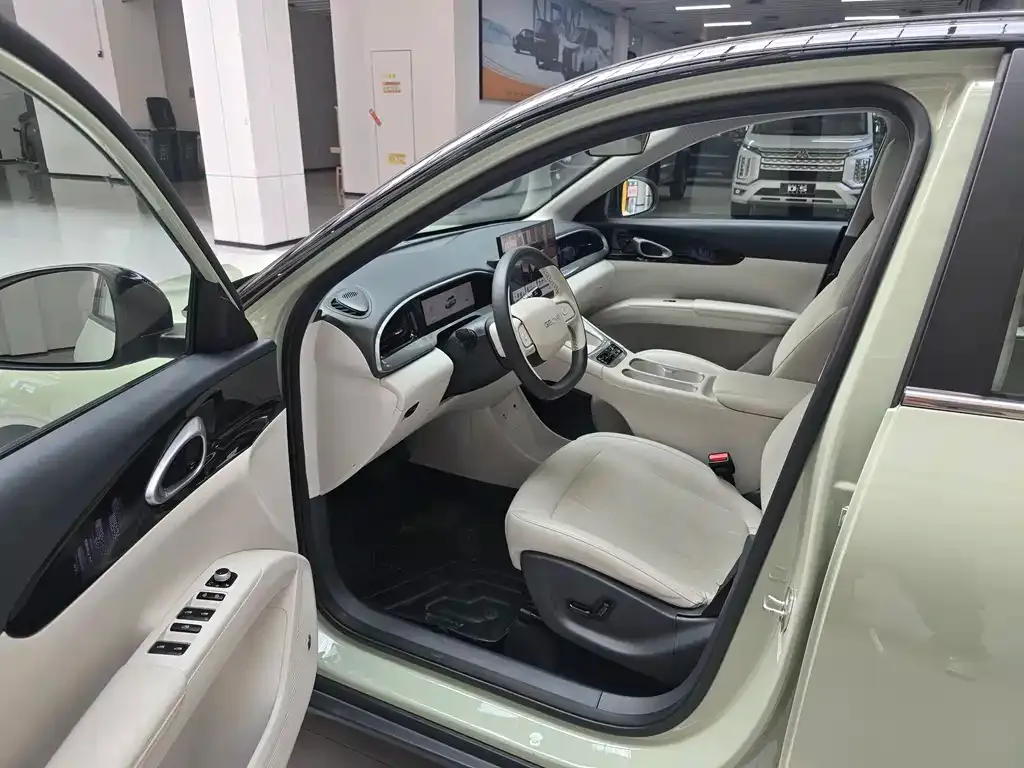 Geely Starburst — фото 4