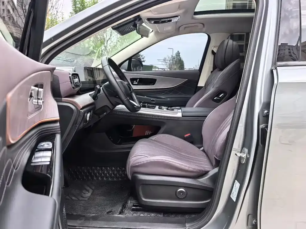 Chery Tiggo 9 C-DM — фото 7