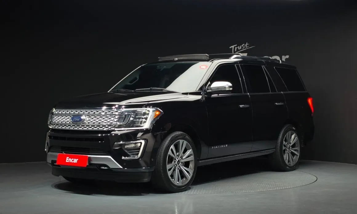 Ford Expedition — фото 1