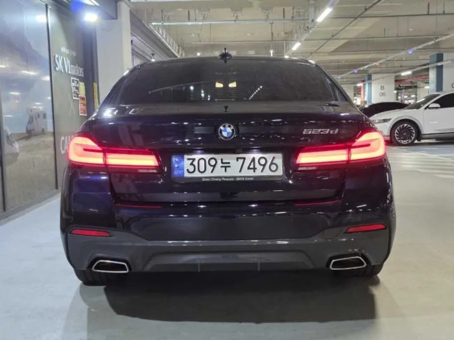 BMW 5-Series — фото 10