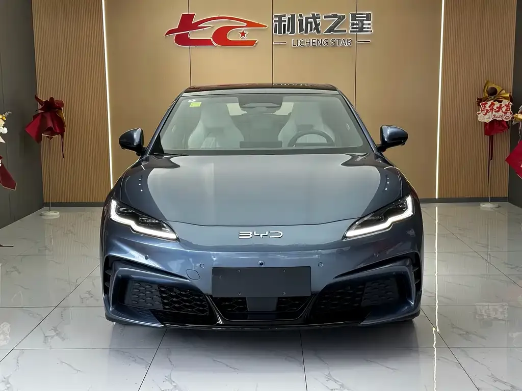 BYD Seal 06GT — фото 10