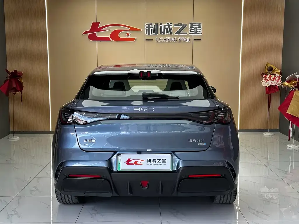 BYD Seal 06GT — фото 7
