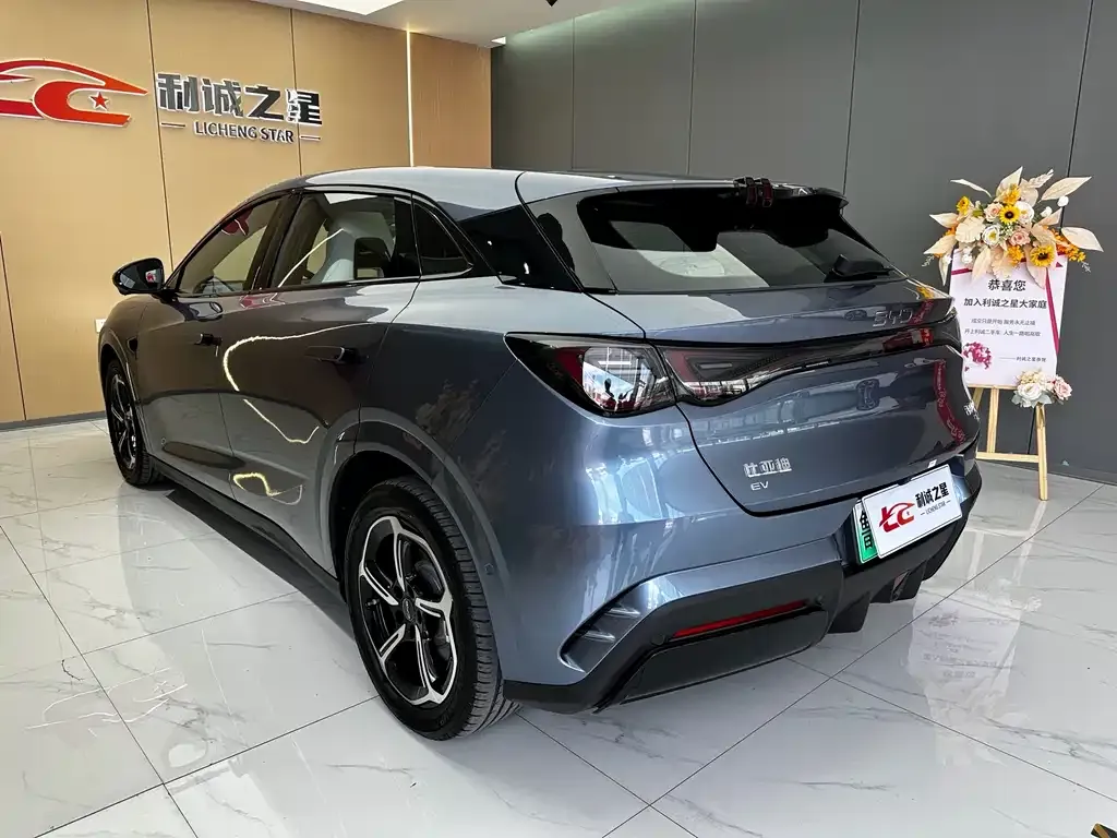 BYD Seal 06GT — фото 2