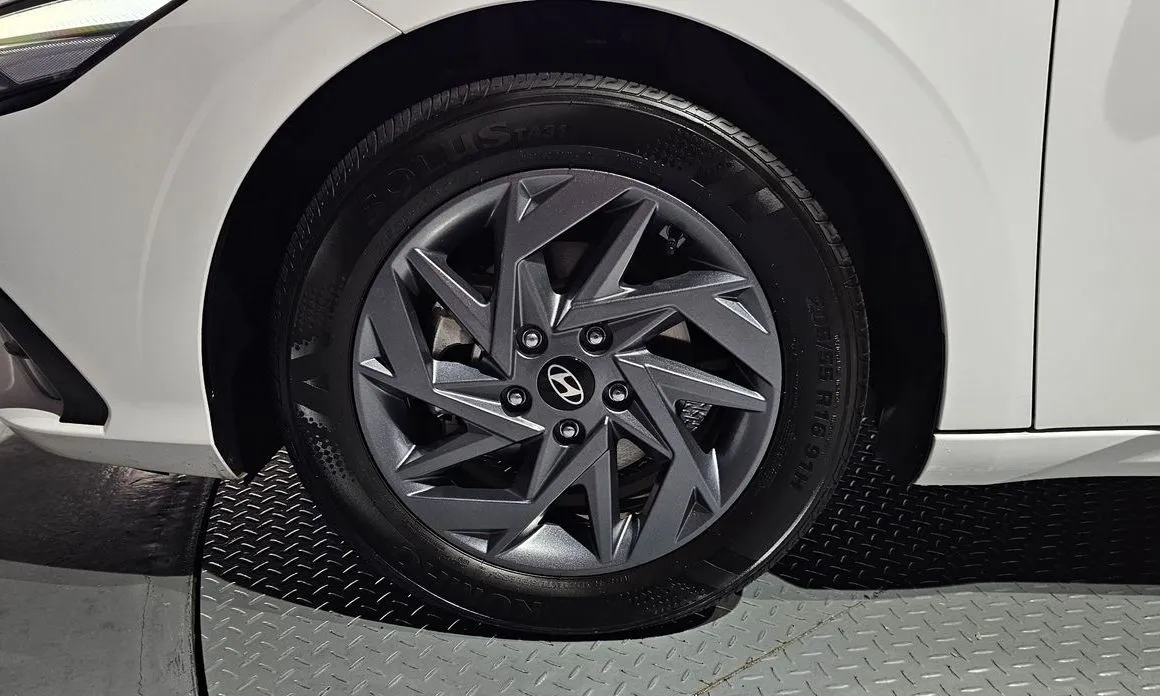 Hyundai AVANTE — фото 6