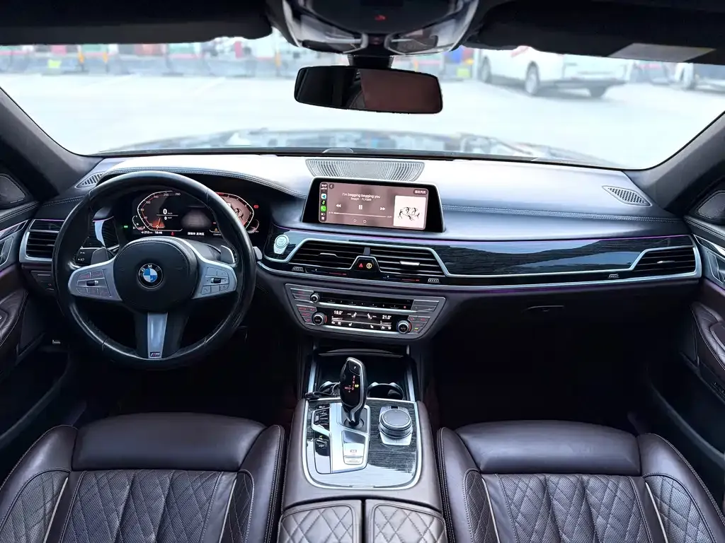 BMW 7 Series — фото 2