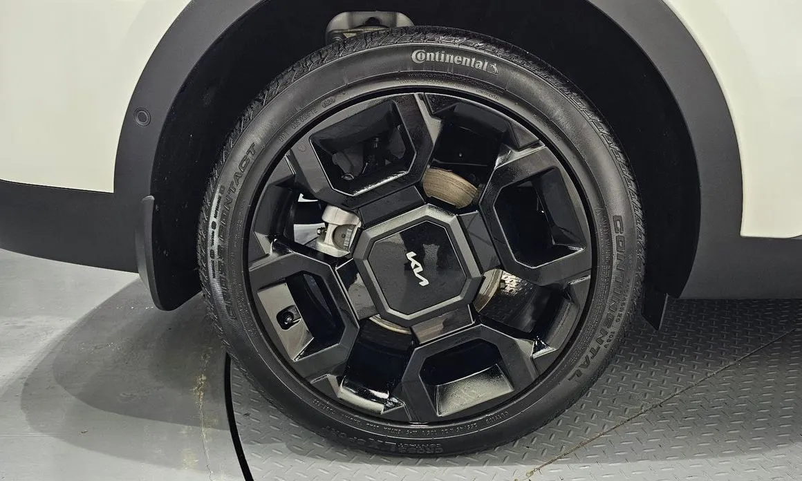 Kia Sorento — фото 10