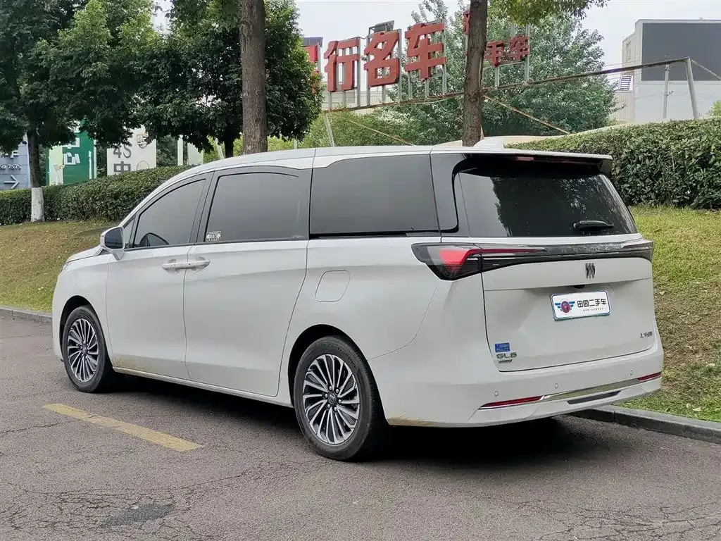Buick GL8 Hybrid — фото 8