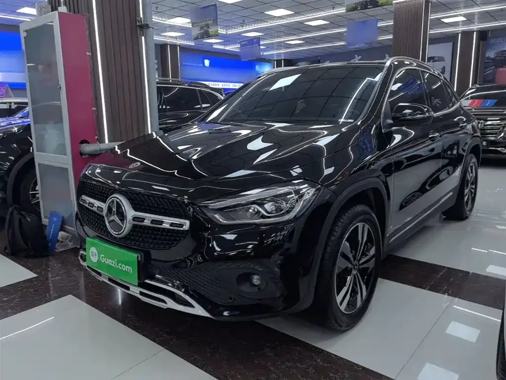 Mercedes-Benz GLA — фото 10