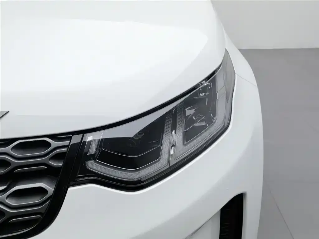 Land Rover Discovery Sport Hybrid — фото 3