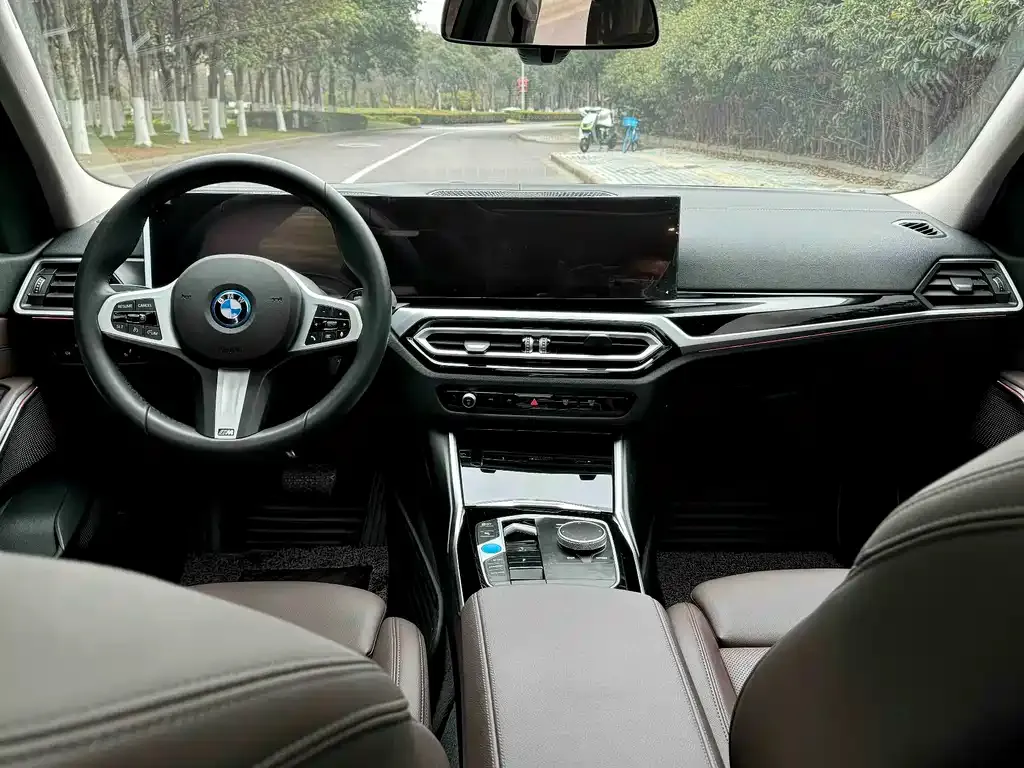BMW i3 — фото 4