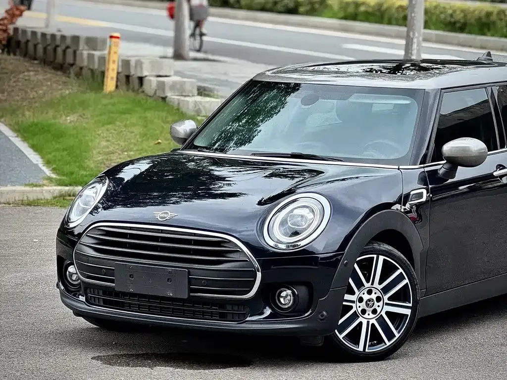 MINI Clubman — фото 6