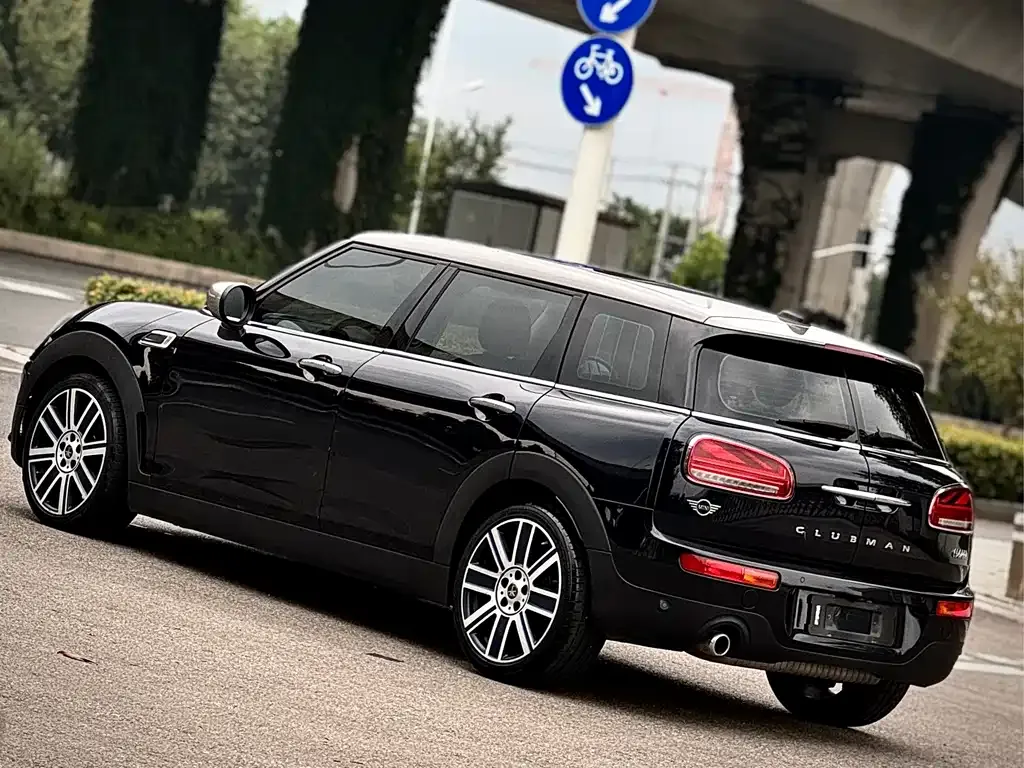 MINI Clubman — фото 7