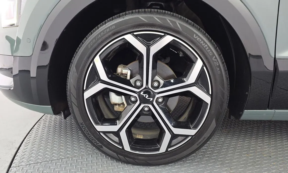 Kia Niro — фото 10