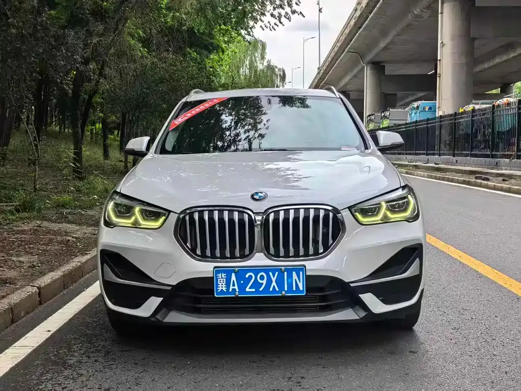 BMW X1 — фото 3