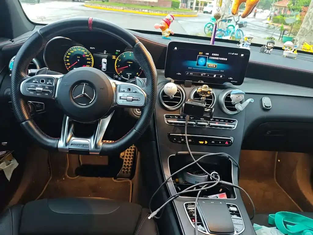 Mercedes-Benz GLC AMG — фото 8