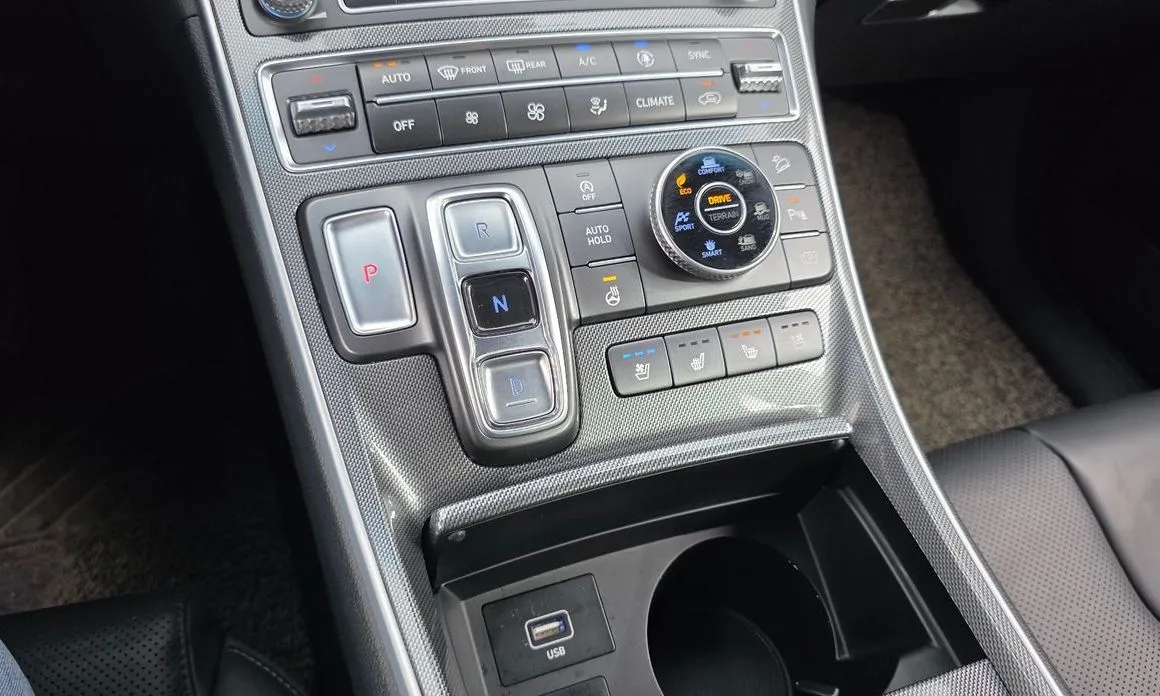 Hyundai Santafe — фото 4