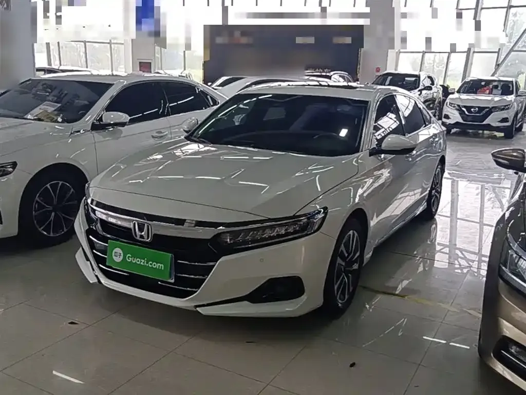 Honda Accord — фото 1