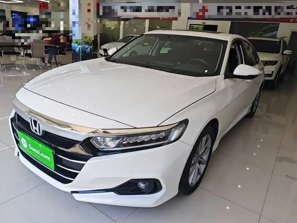 Honda Accord — фото 10