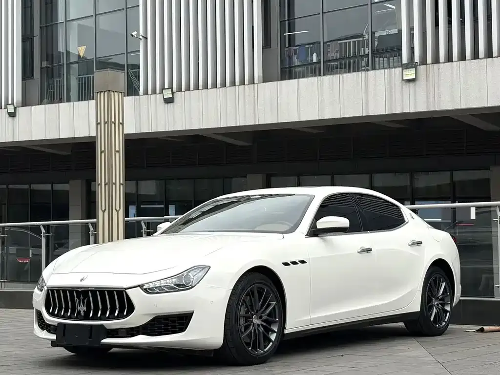 Maserati Ghibli — фото 2