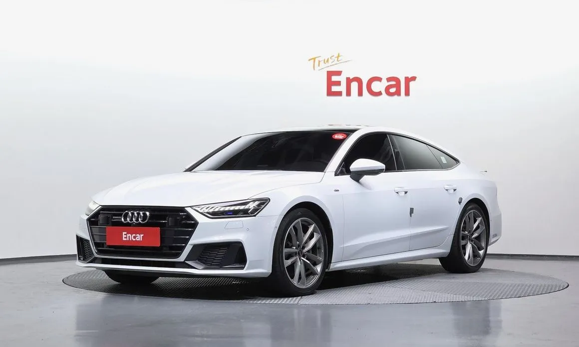 Audi A7 — фото 1