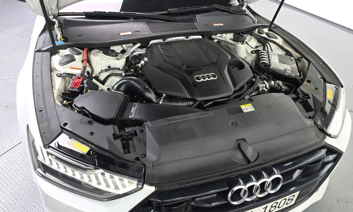 Audi A7 — фото 8