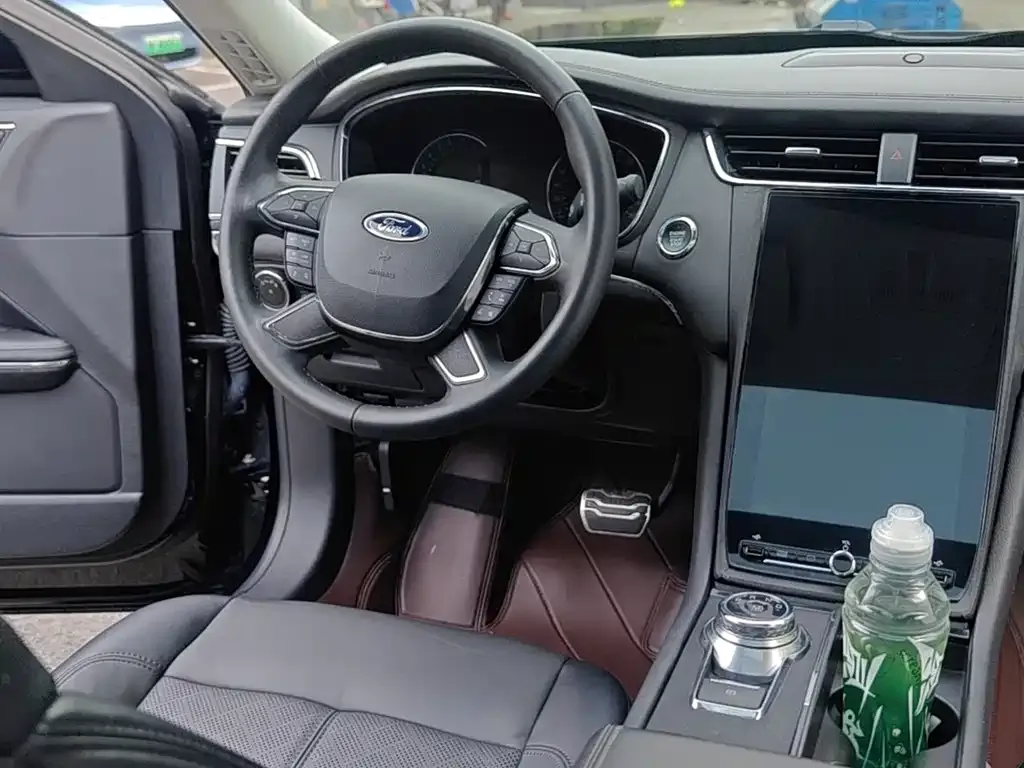 Ford Taurus — фото 10