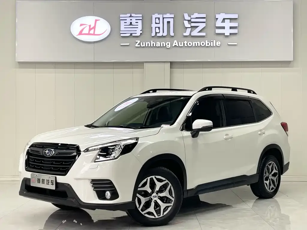 Subaru Forester — фото 1