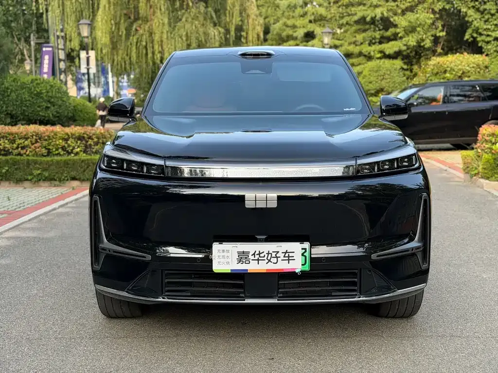 Geely Galaxy M9 — фото 8