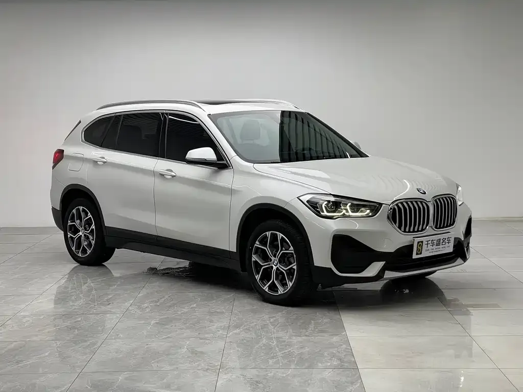 BMW X1 — фото 4