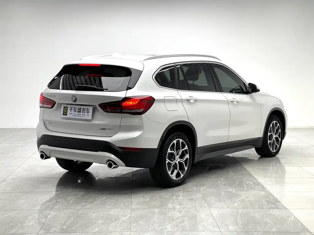BMW X1 — фото 6