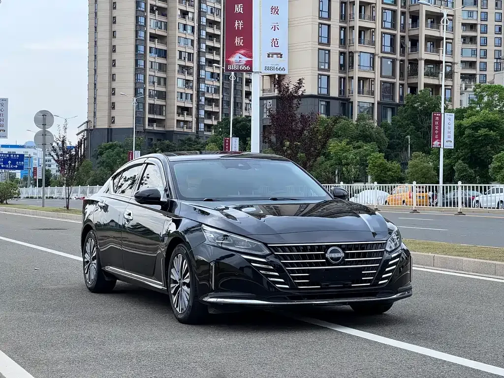Nissan Teana — фото 4