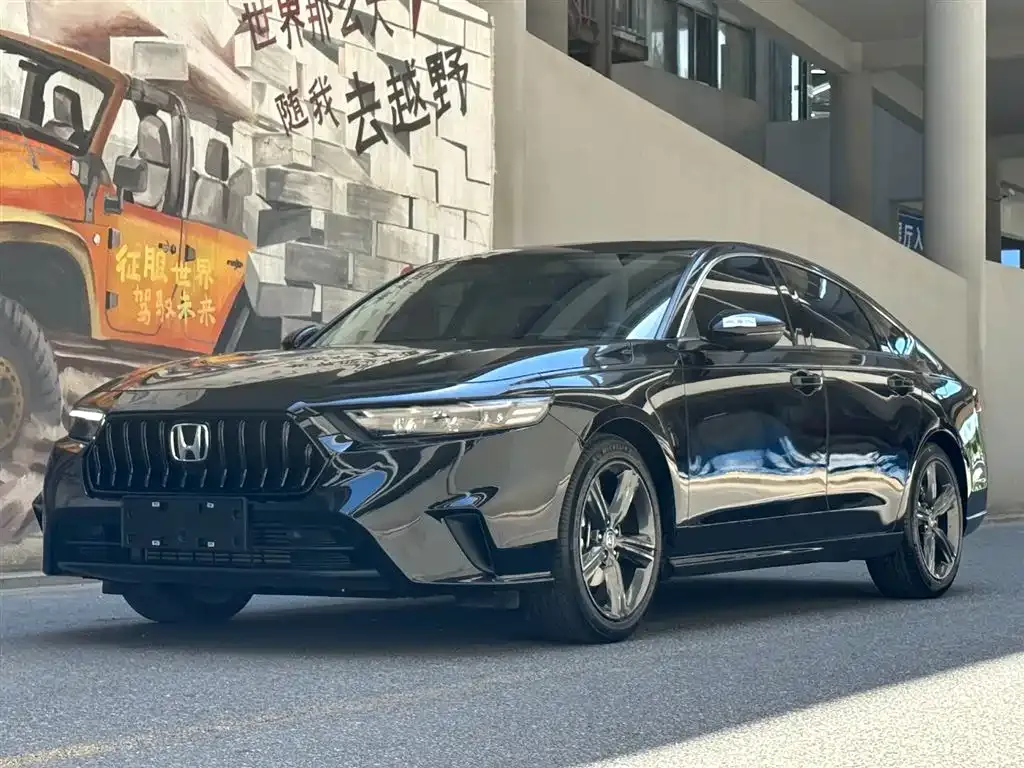 Honda Inspire — фото 1