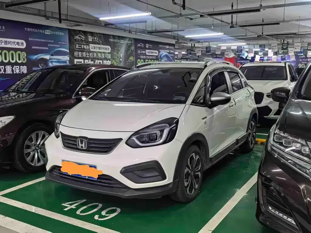 Honda Fit — фото 1