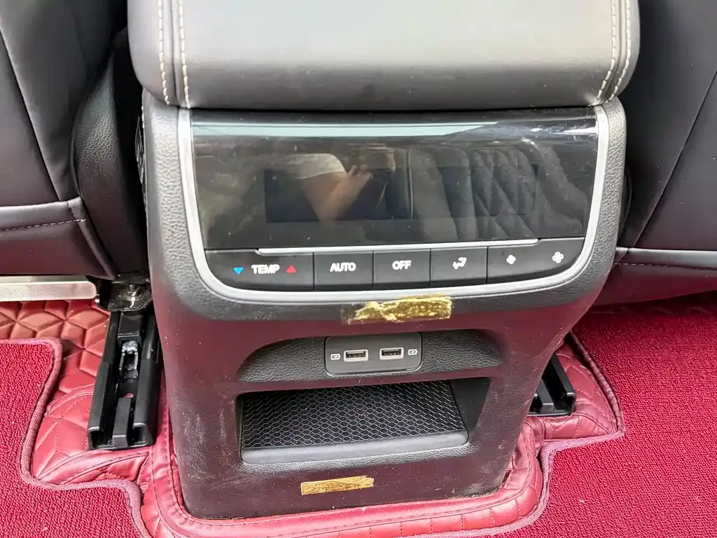 GAC Motor Trumpchi GS8 — фото 8