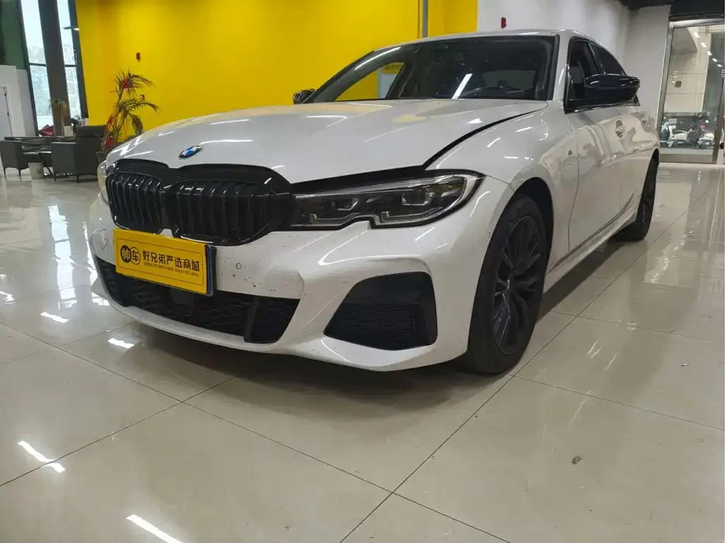 BMW 3 Series — фото 1