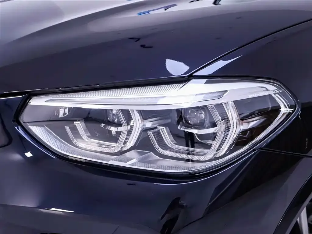 BMW X4 — фото 7