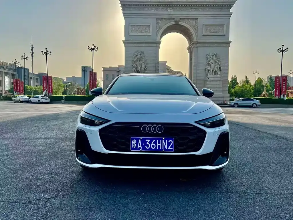 Audi A5L — фото 5