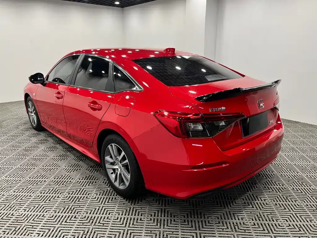 Honda Civic — фото 7